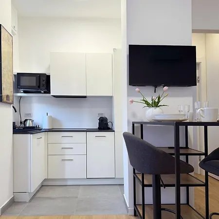 Viale Monza Ab Suites - 2 Bedroom- 15 Min Dal Duomo Milan Exterior photo